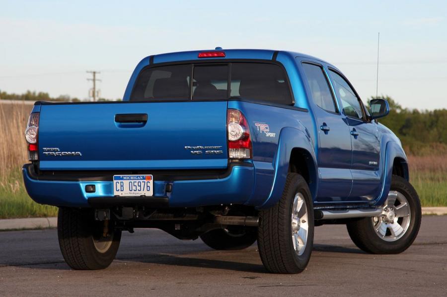  Toyota Tacoma 4x2 PreRunner 2010 года  (фото 46 из 46)